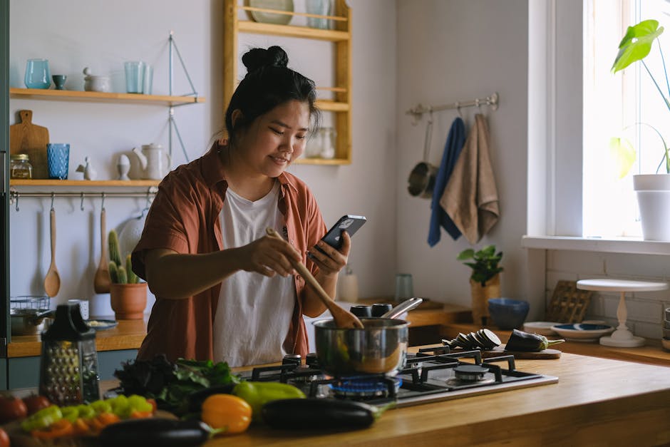 Article Image for How to Launch a Cooking Podcast as a Side Hustle